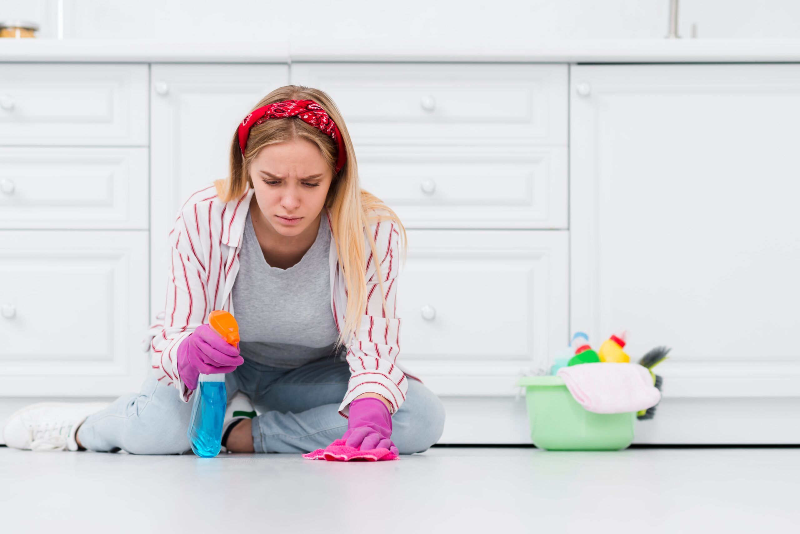 How to Remove Rubber Flooring Smell – Expert Advice from Rubber Flooring UAE Suppliers